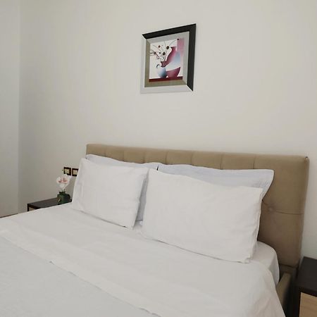 Blue Bay Apartments Саранда Экстерьер фото