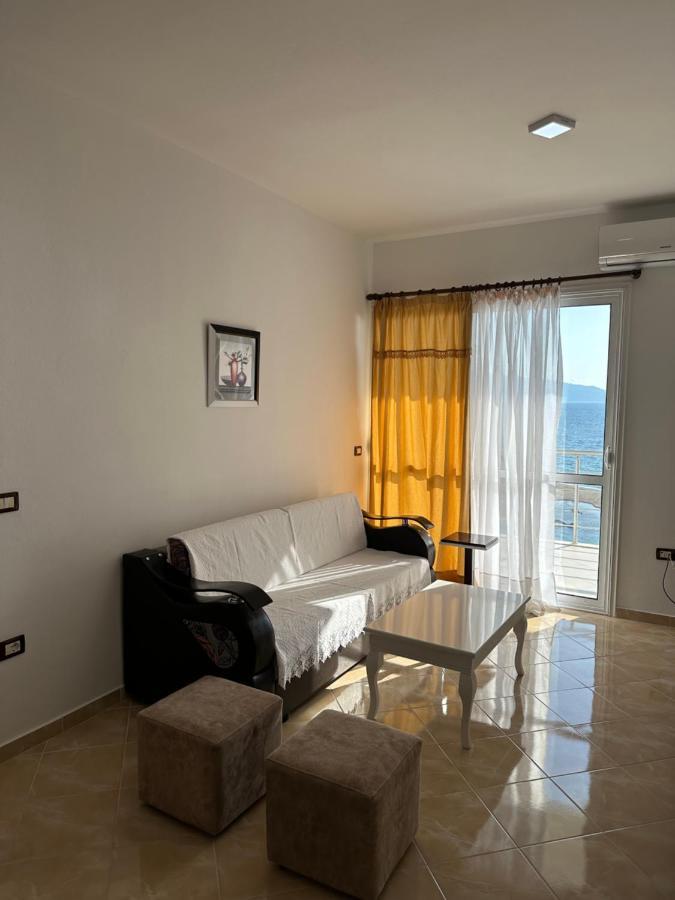 Blue Bay Apartments Саранда Экстерьер фото