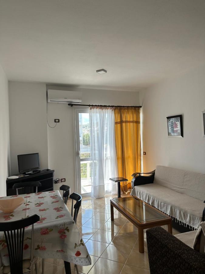Blue Bay Apartments Саранда Экстерьер фото