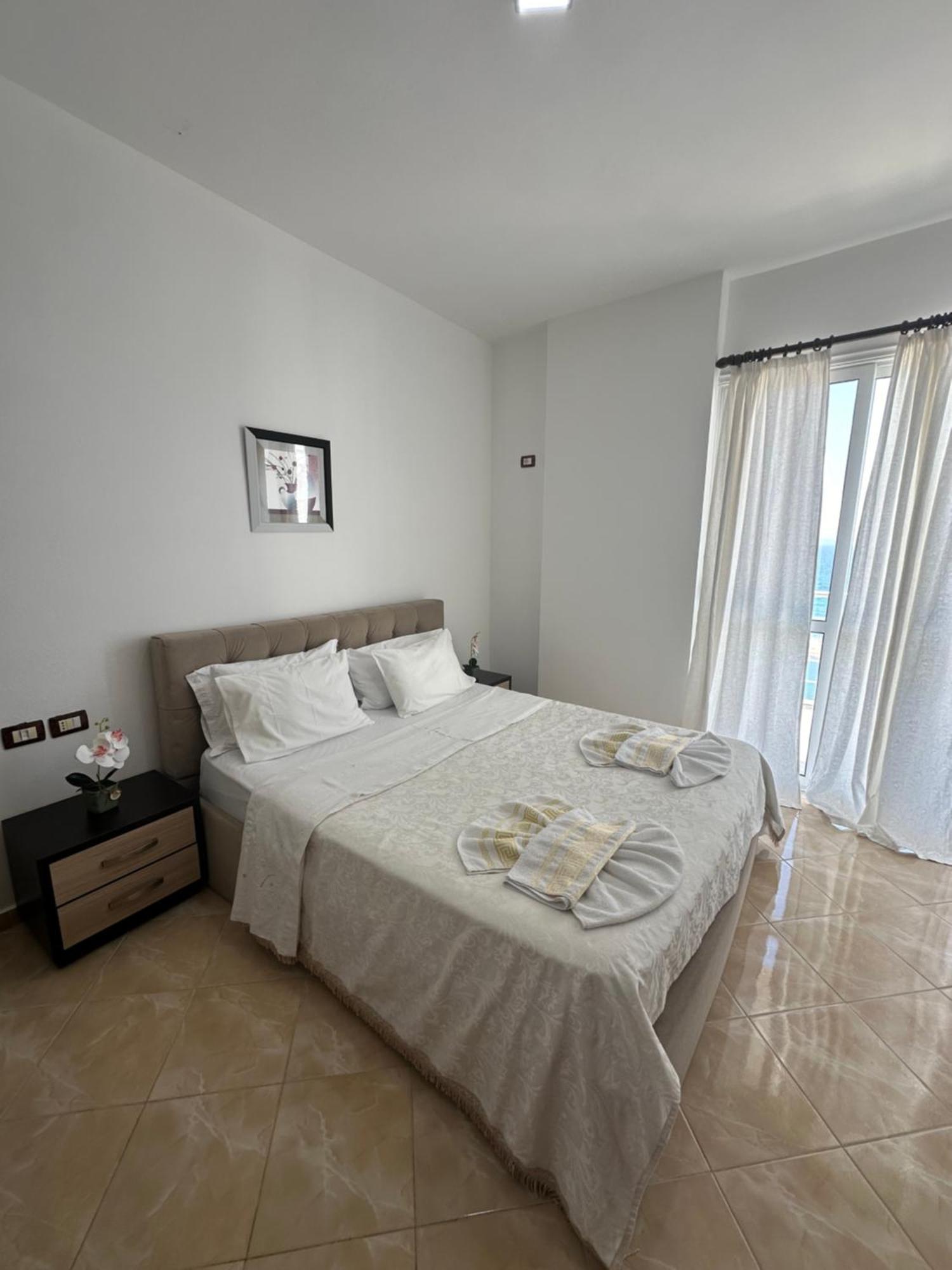 Blue Bay Apartments Саранда Экстерьер фото