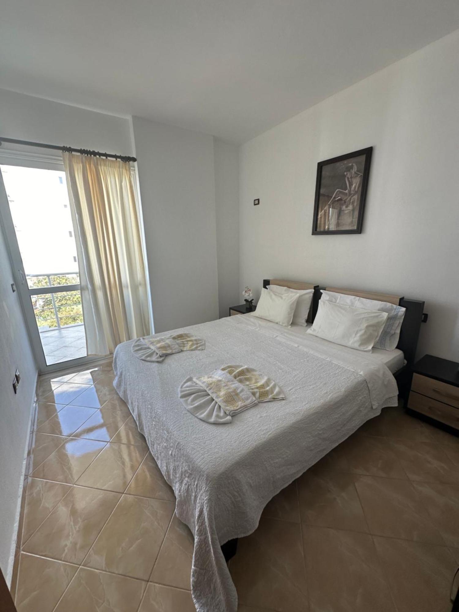 Blue Bay Apartments Саранда Экстерьер фото