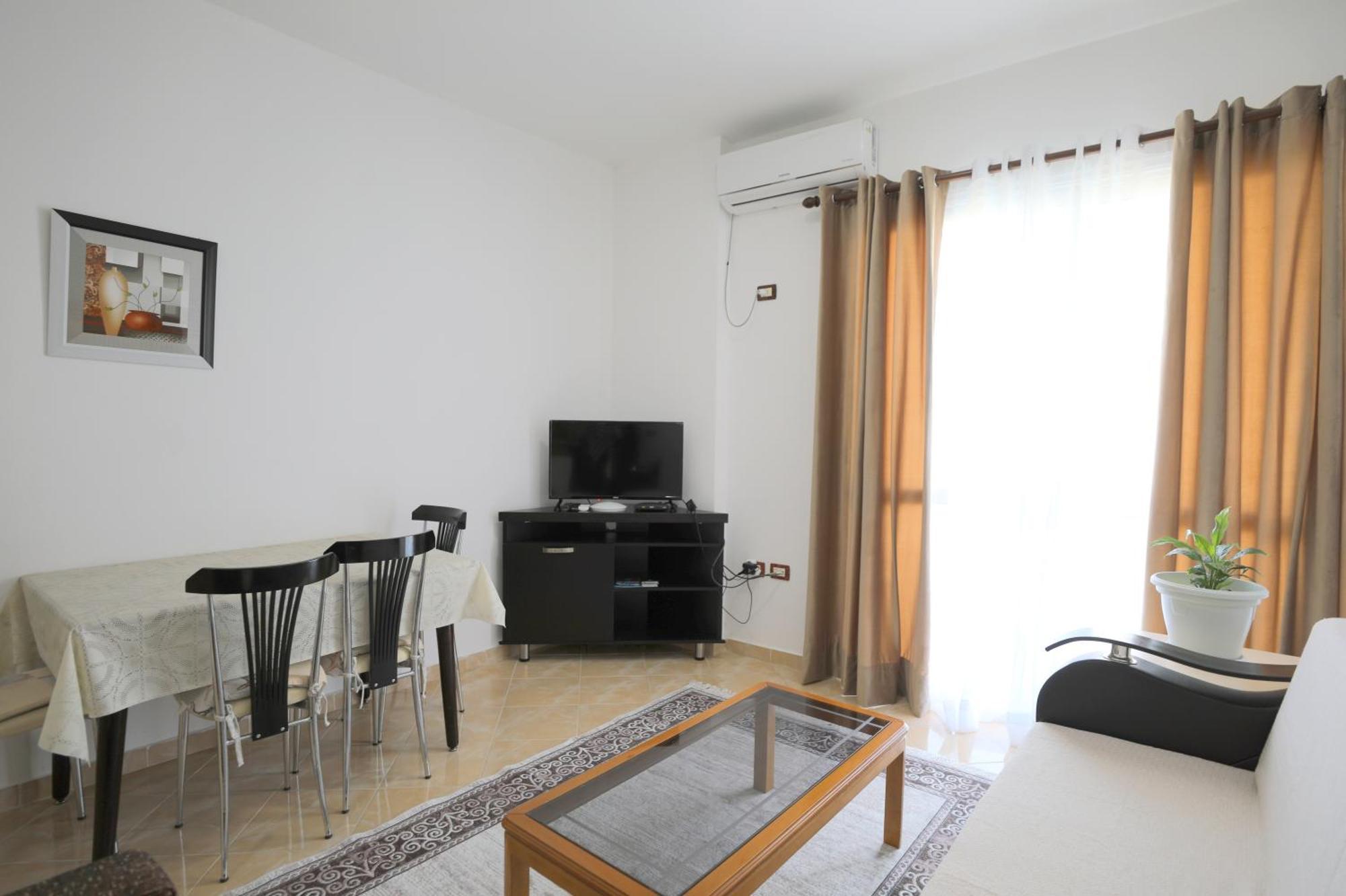 Blue Bay Apartments Саранда Экстерьер фото