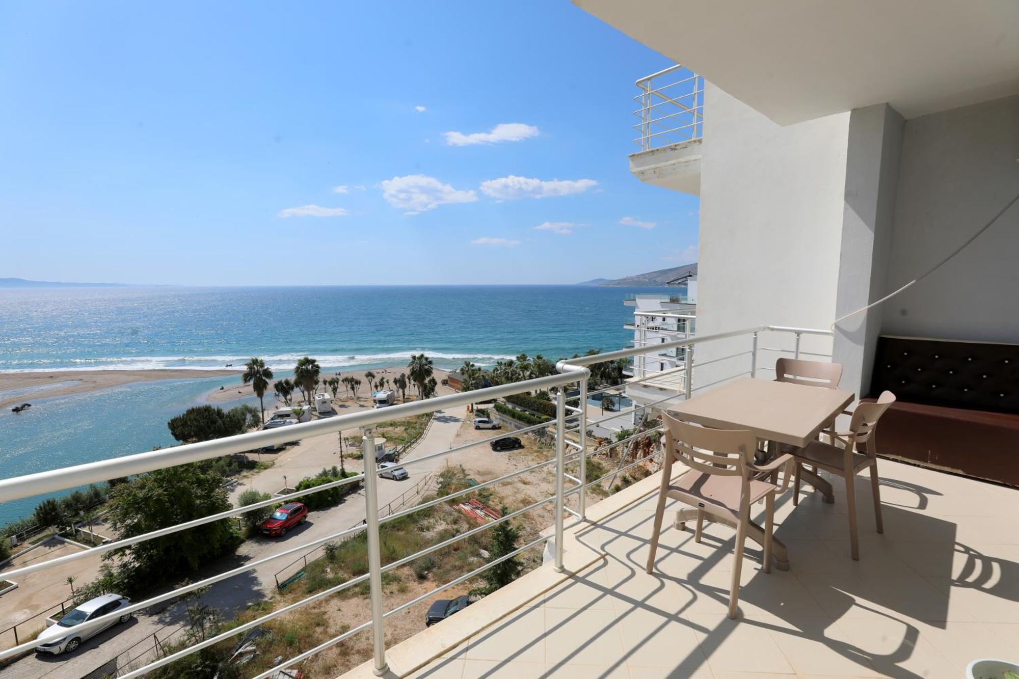 Blue Bay Apartments Саранда Экстерьер фото