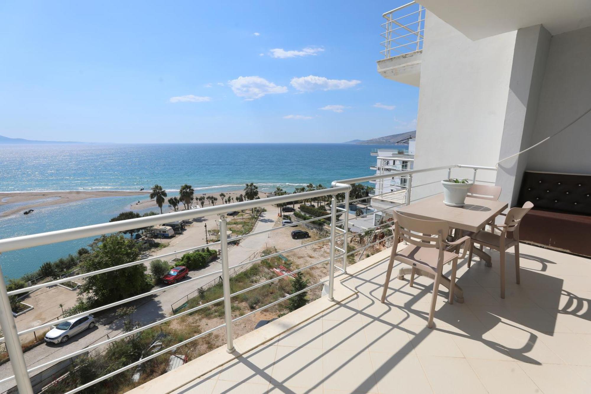 Blue Bay Apartments Саранда Экстерьер фото